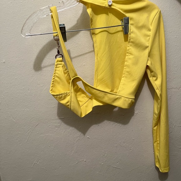 Two Piece Set - Picture 7 of 8